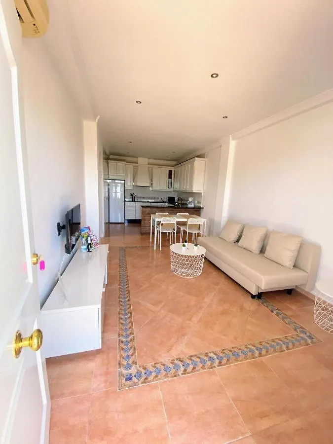 Apartamento Rio Adelfas Apartamento Benajarafe 0*,